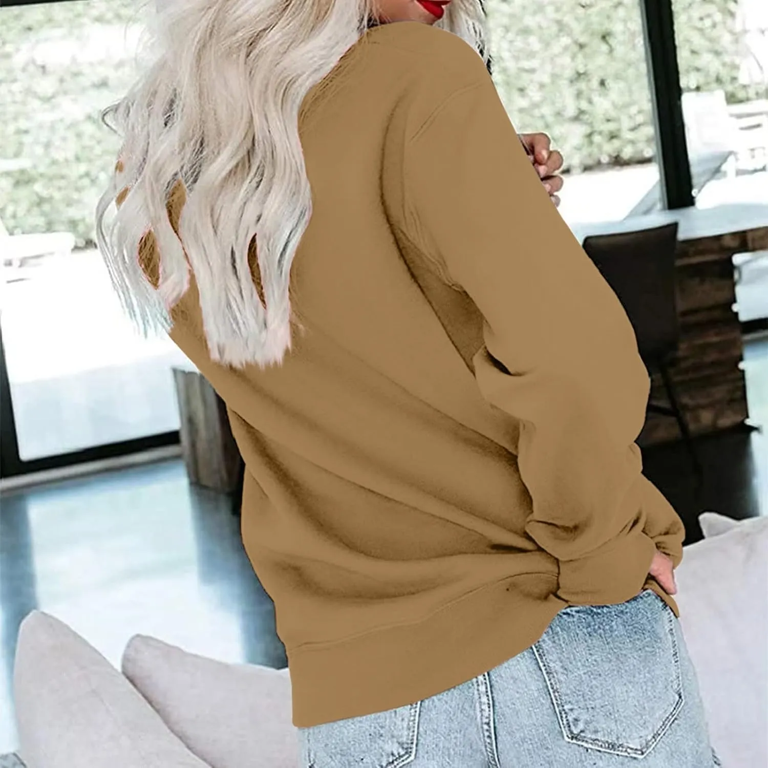 Womens Crewneck Sweatshirt with Pockets Long Sleeve Tunic Tops Oversized Pullover Sweater Cute Hoodies for Teen Girls