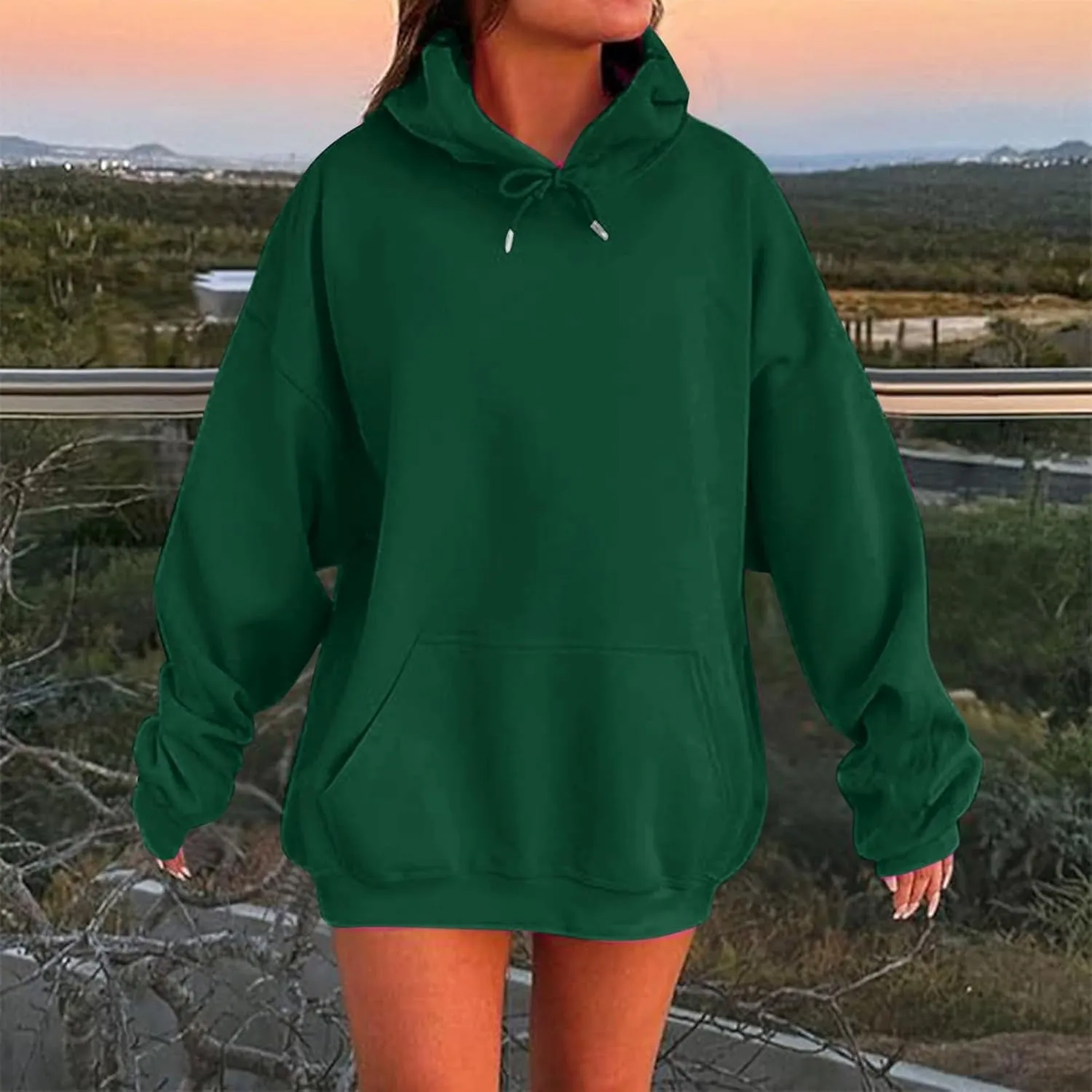 Women's Long Sleeve Oversized Pullover Solid Color Y2K Hoodie Fall Loose Hoodie Sweatshirt Winter Sweatshirt with Pocket